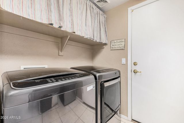 517 S LINDA Circle, Mesa, AZ 85204