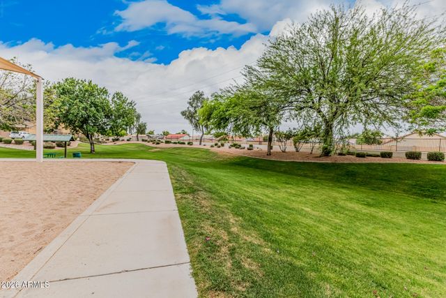 517 S LINDA Circle, Mesa, AZ 85204