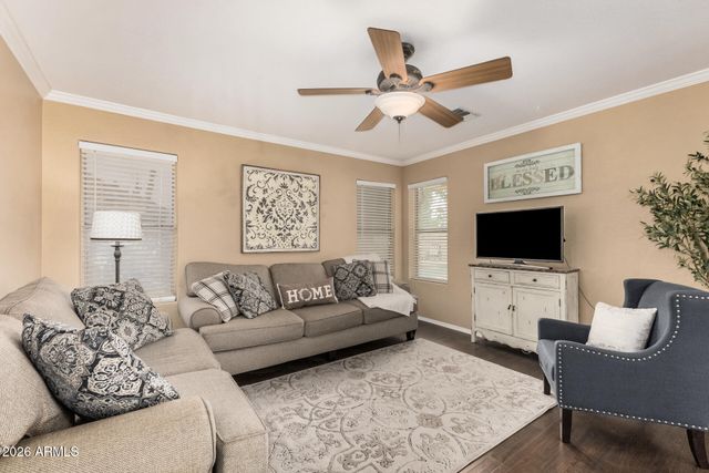 517 S LINDA Circle, Mesa, AZ 85204