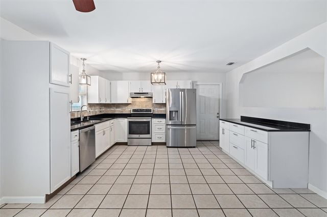 1313 QUEEN PALM DRIVE, Edgewater, FL 32132