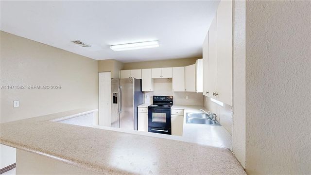 13402 SW 284th St, Homestead, FL 33033