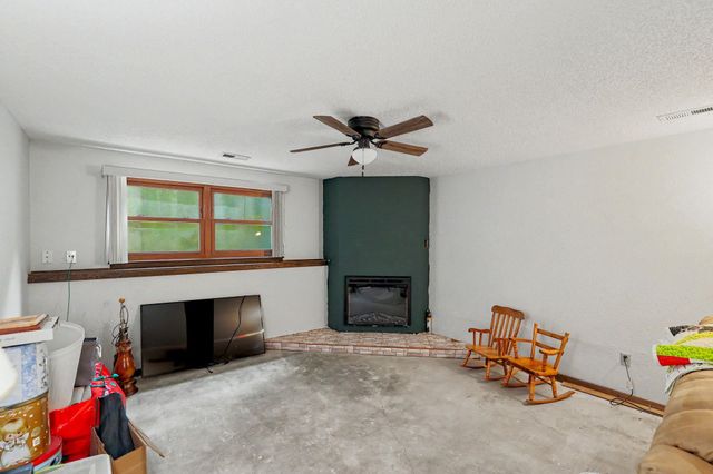 1824 S Longford Court, Wichita, KS 67207
