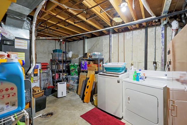 1824 S Longford Court, Wichita, KS 67207