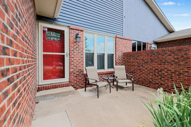 1824 S Longford Court, Wichita, KS 67207