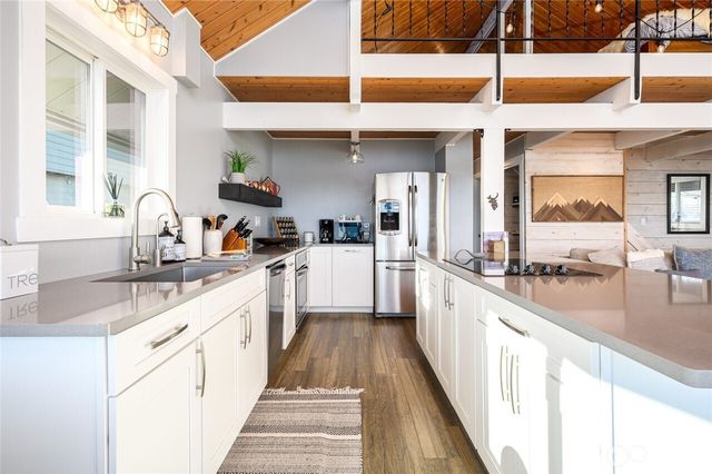 4144 Saltspring Drive, Ferndale, WA 98248