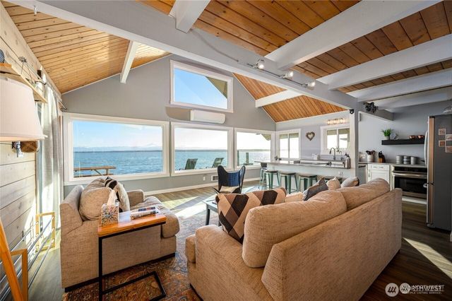 4144 Saltspring Drive, Ferndale, WA 98248