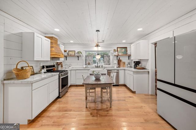385 Amys Road, Clarkesville, GA 30523
