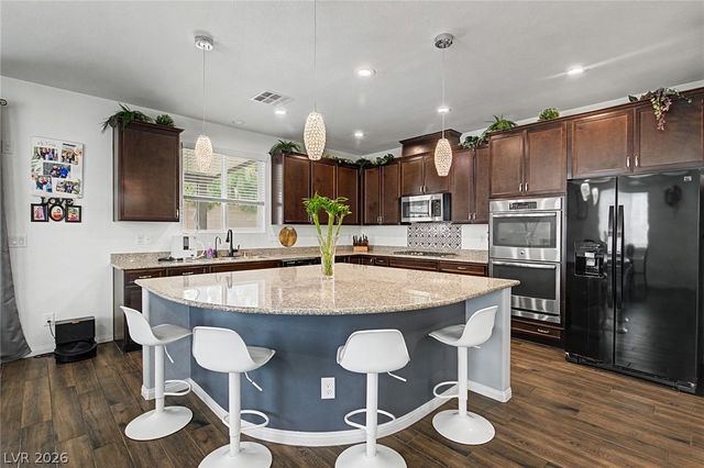 9565 Vital Crest Street, Las Vegas, NV 89123