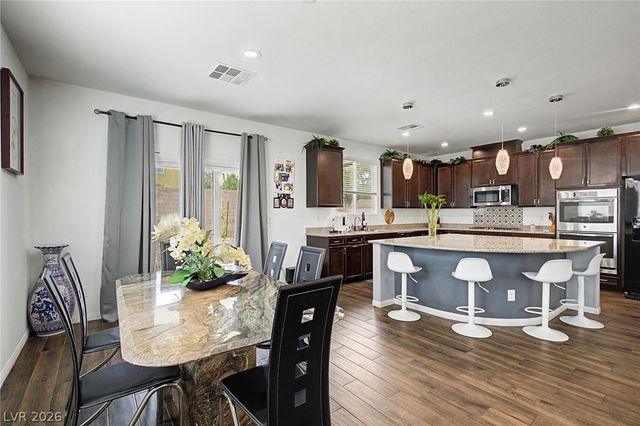 9565 Vital Crest Street, Las Vegas, NV 89123