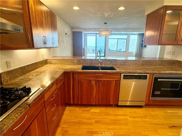 736 Gould Avenue 30, Hermosa Beach, CA 90254