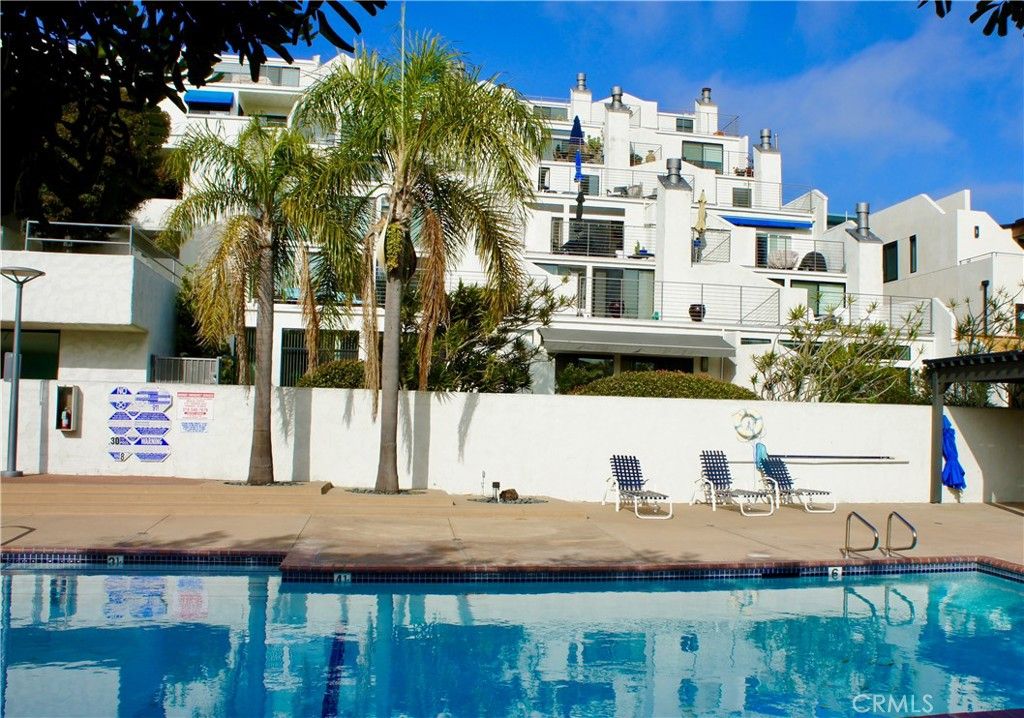 736 Gould Avenue 30, Hermosa Beach, CA 90254