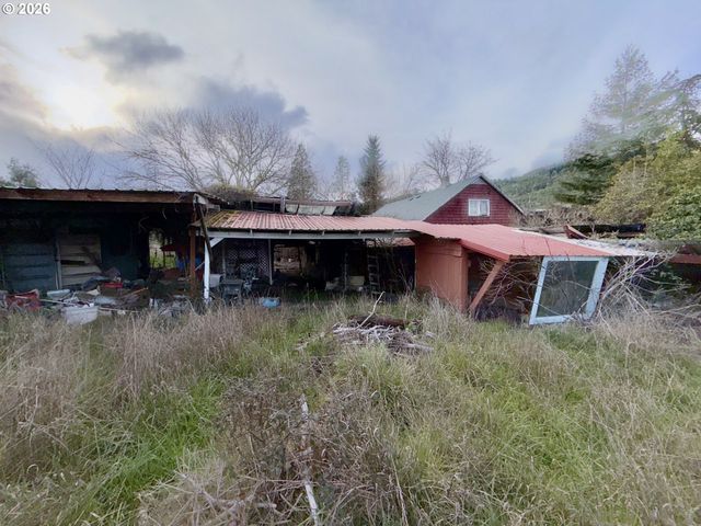 3800 HAPPY VALLEY Rd, Roseburg, OR 97471