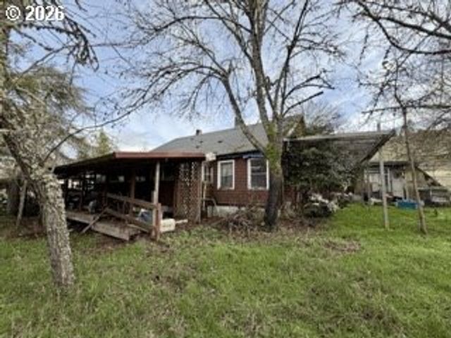 3800 HAPPY VALLEY Rd, Roseburg, OR 97471