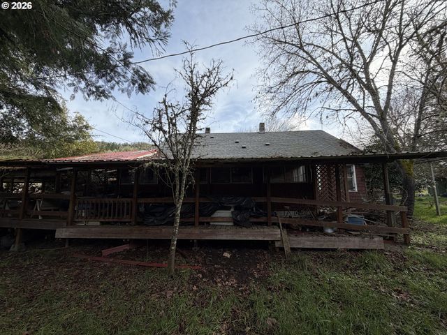 3800 HAPPY VALLEY Rd, Roseburg, OR 97471