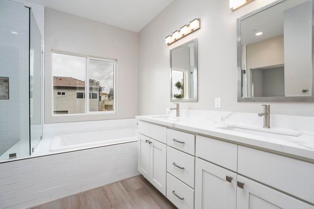 3856 American Ave, La Mesa, CA 91941