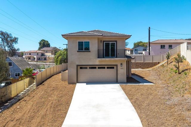 3856 American Ave, La Mesa, CA 91941