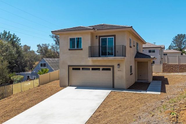 3856 American Ave, La Mesa, CA 91941