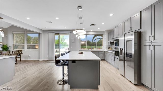 1301 Fox Acres Drive, Las Vegas, NV 89134