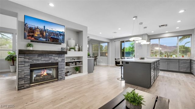 1301 Fox Acres Drive, Las Vegas, NV 89134