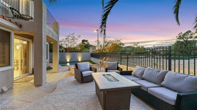 1301 Fox Acres Drive, Las Vegas, NV 89134