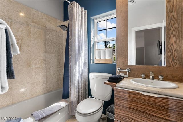 1804 Plantea Court, Las Vegas, NV 89117