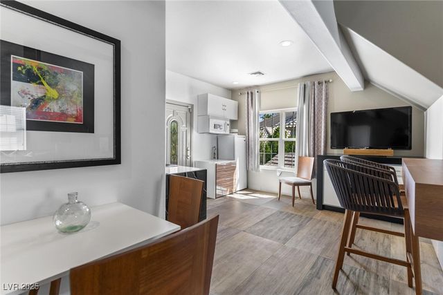 1804 Plantea Court, Las Vegas, NV 89117