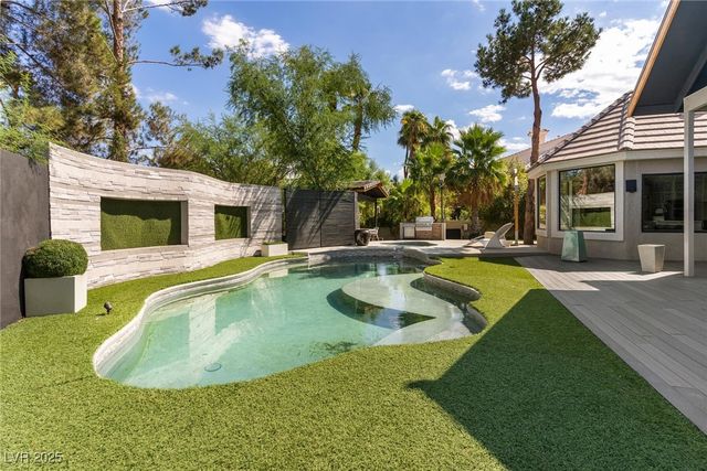 1804 Plantea Court, Las Vegas, NV 89117