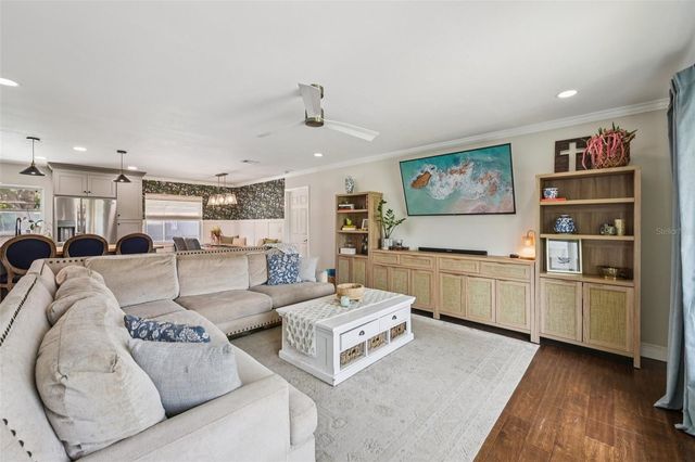 808 60TH STREET NW, Bradenton, FL 34209