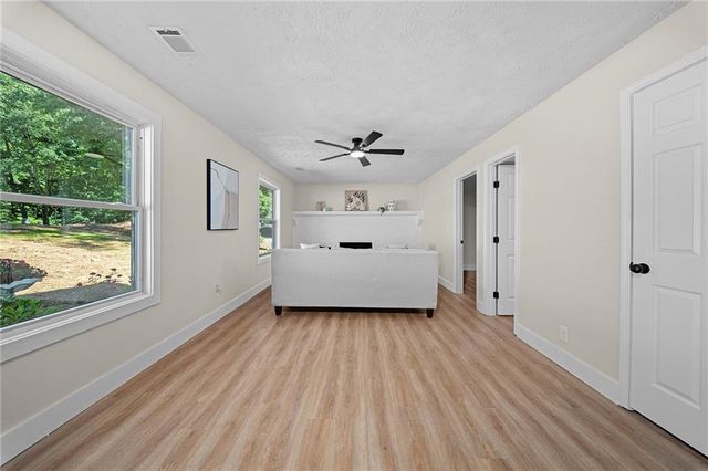 712 Overland Trail, Woodstock, GA 30189