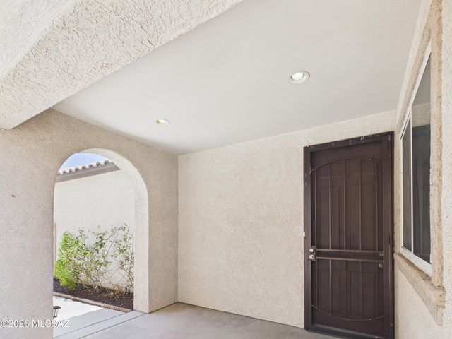 4646 W Calatrava Lane, Tucson, AZ 85742