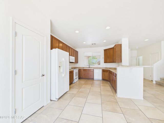 4646 W Calatrava Lane, Tucson, AZ 85742