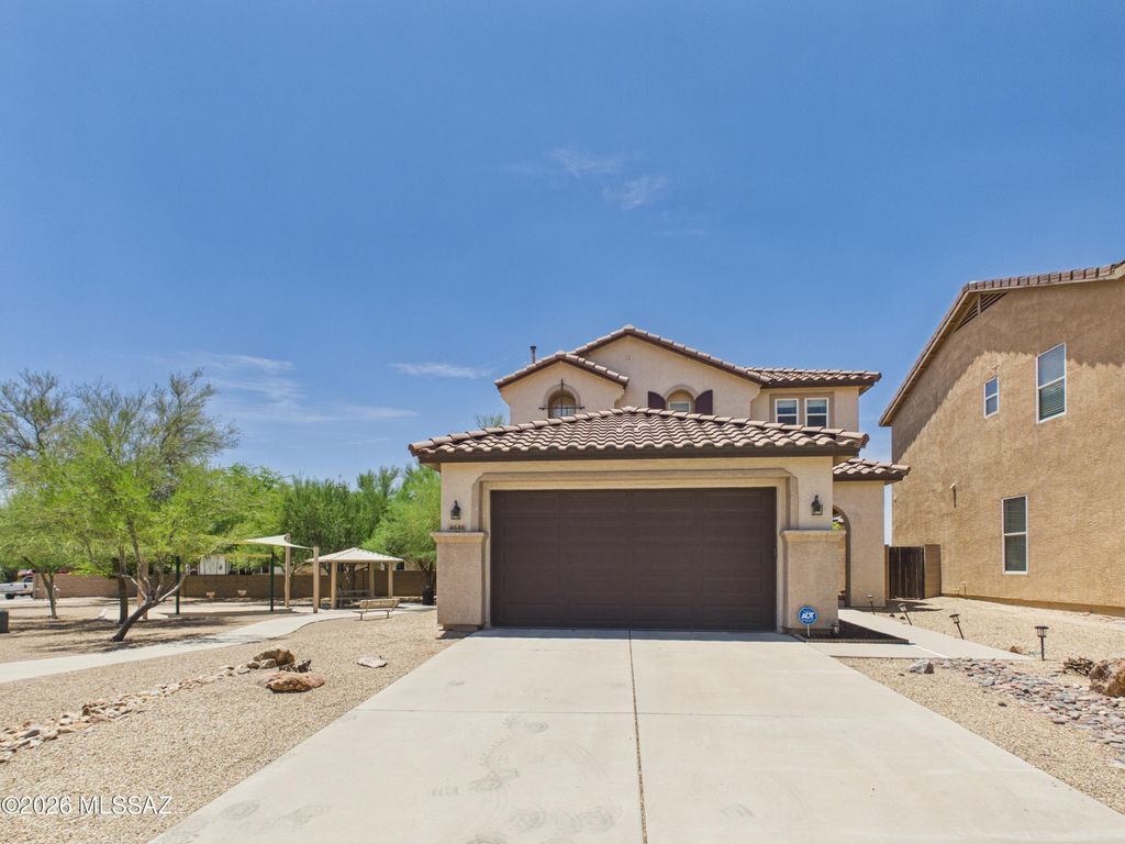 4646 W Calatrava Lane, Tucson, AZ 85742