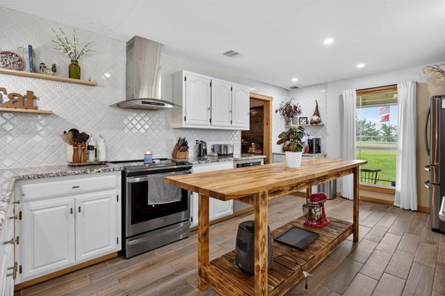 15907 Calvert Road, Forney, TX 75126
