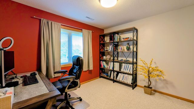 2786 Kenosha Lane NW, Rochester, MN 55901