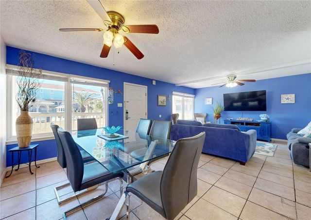 15005 Windward Dr 121, Corpus Christi, TX 78418