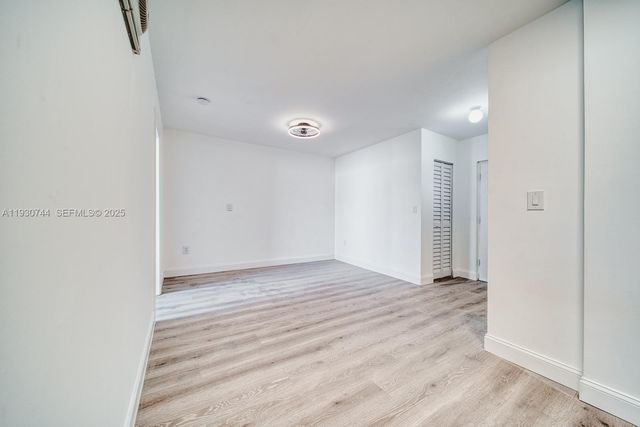 1530 Pennsylvania Ave 305, Miami Beach, FL 33139