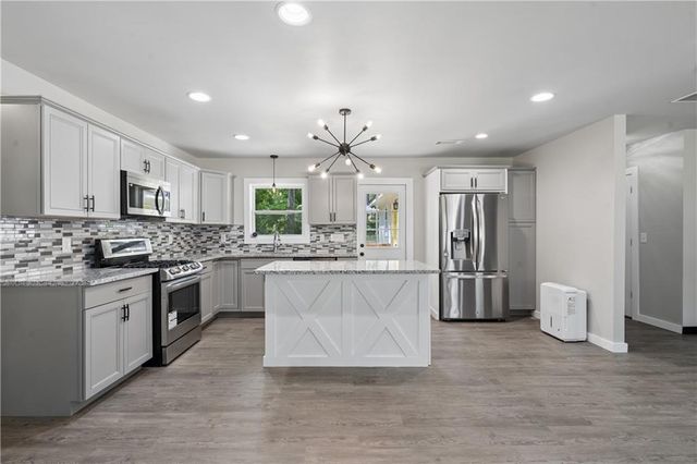 2357 Scotty Circle, Decatur, GA 30032