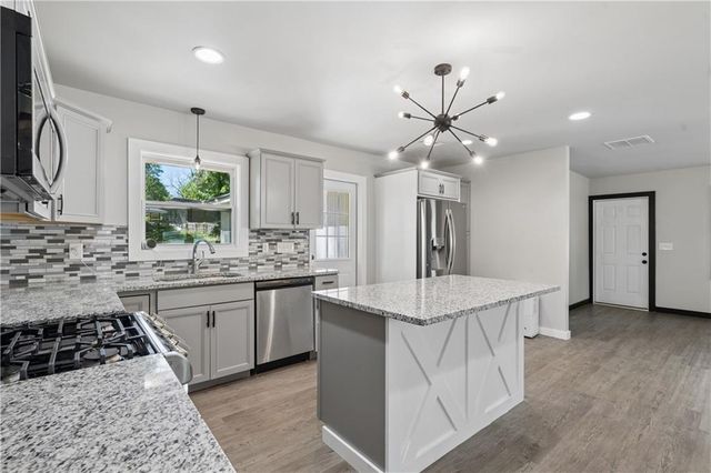 2357 Scotty Circle, Decatur, GA 30032