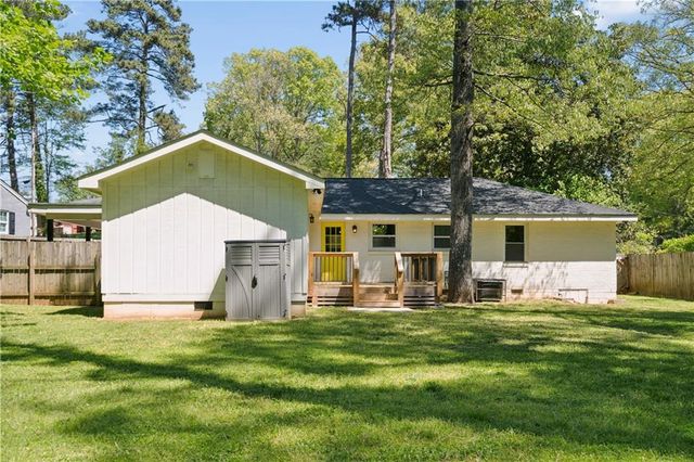 2357 Scotty Circle, Decatur, GA 30032