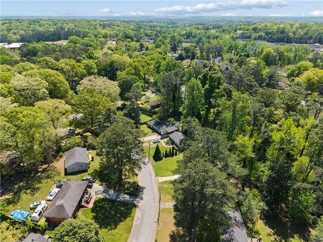 2357 Scotty Circle, Decatur, GA 30032