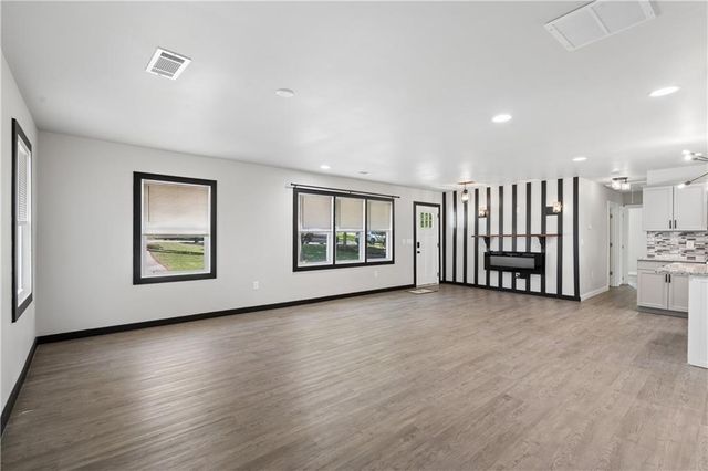 2357 Scotty Circle, Decatur, GA 30032