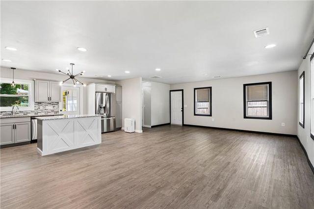 2357 Scotty Circle, Decatur, GA 30032