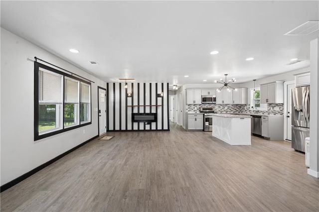 2357 Scotty Circle, Decatur, GA 30032