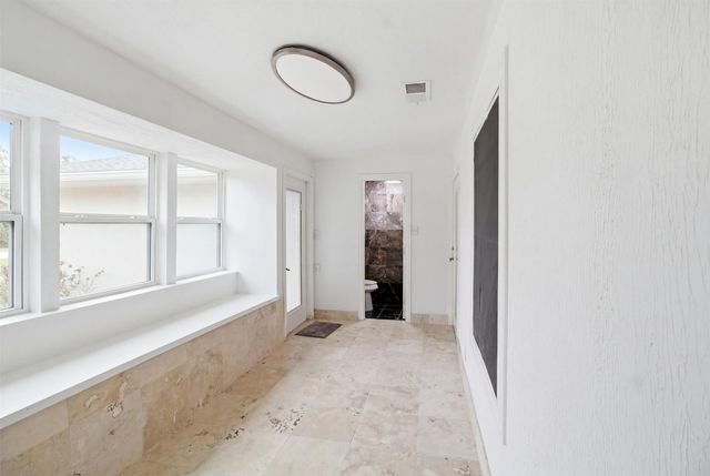 1608 University Drive, Richardson, TX 75081