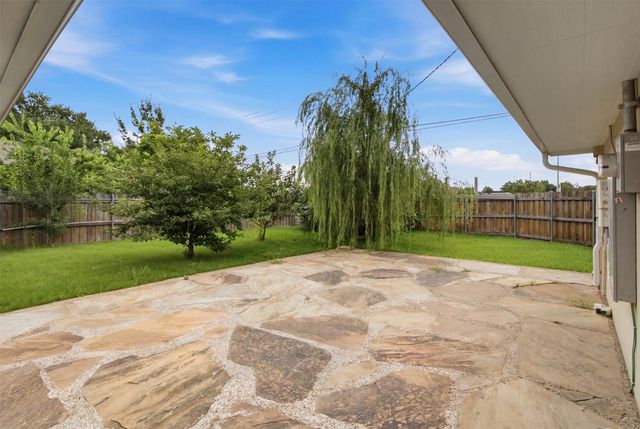 1608 University Drive, Richardson, TX 75081