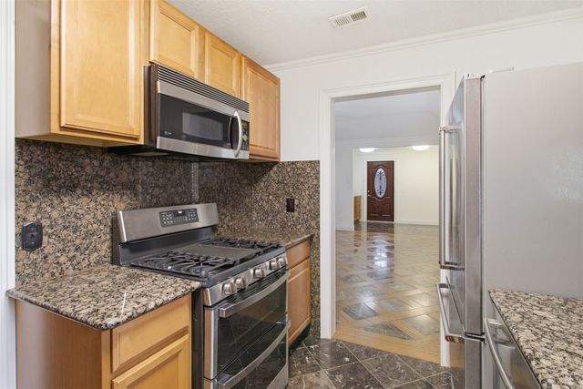 1608 University Drive, Richardson, TX 75081
