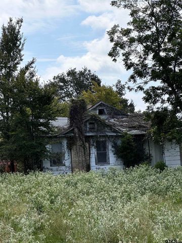 200 VZ CR 2422, Mabank, TX 75147