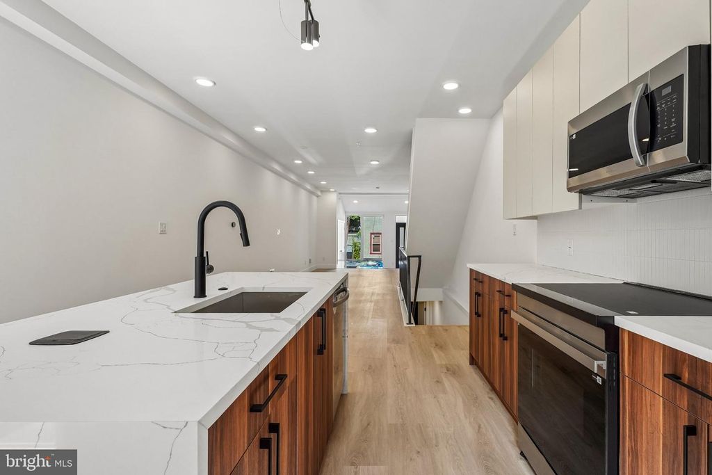 4018 CAMBRIDGE ST, PHILADELPHIA, PA 19104 — photo 5