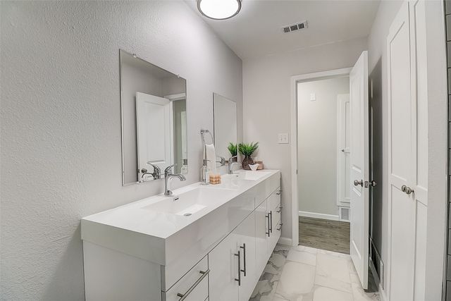 607 Field Street, Colleyville, TX 76034