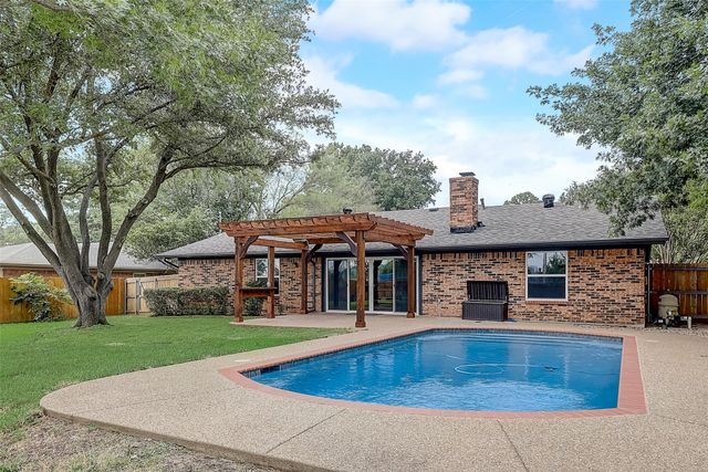607 Field Street, Colleyville, TX 76034